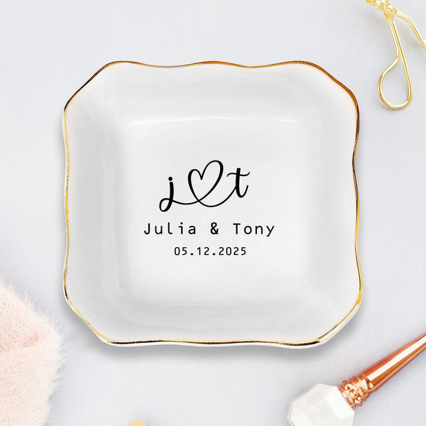 Engagement Gifts, Personalized Ring Dish, Wedding Ring Dish, Gifts for Couple, Gift for Bride, Ring Holder Dish Gifts, Bridal Shower Gifts MLN5606NTH