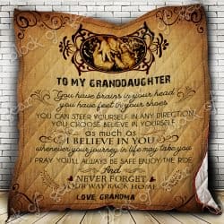 To My Granddaughter - I Believe In You Quilt SS301 Geembi™