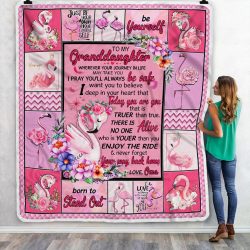 To My Granddaughter, Love Oma – Flamingo Sofa Throw Blanket Geembi™