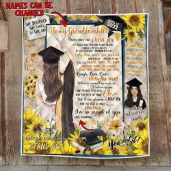 Personalized Graduation For Girl. For Daughter, For Granddaughter, Graduation Senior Class Of 2022 Sunflower Quilt Blanket TPT21QCT